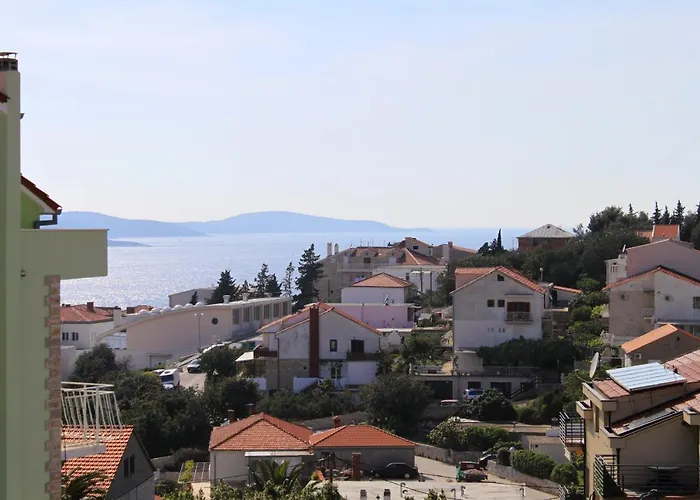 And With Parking Space Hvar - 8717 Pensionat