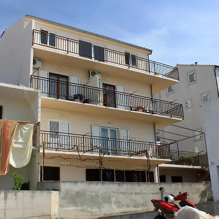 Vendégház And With Parking Space Hvar - 8717 3*