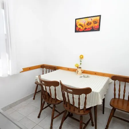 Vendégház And With Parking Space Hvar - 8717 3*