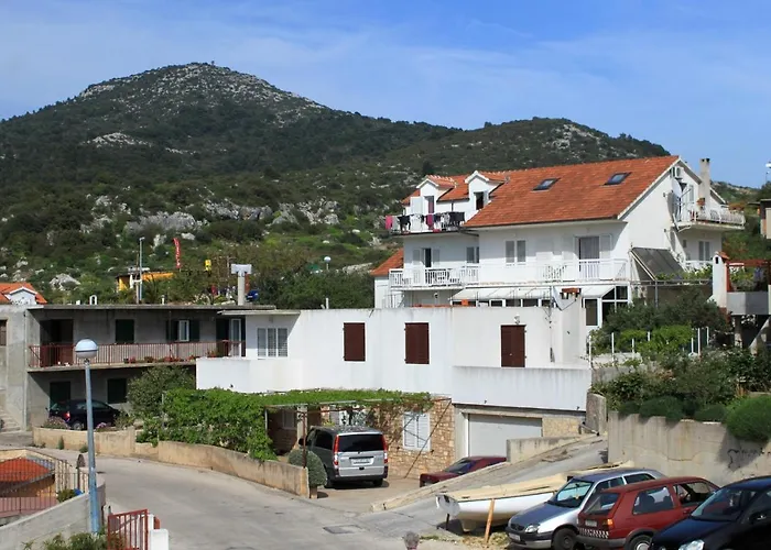 And With Parking Space Hvar - 8717 3*