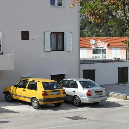 Pensjonat And With Parking Space Hvar - 8717 3*