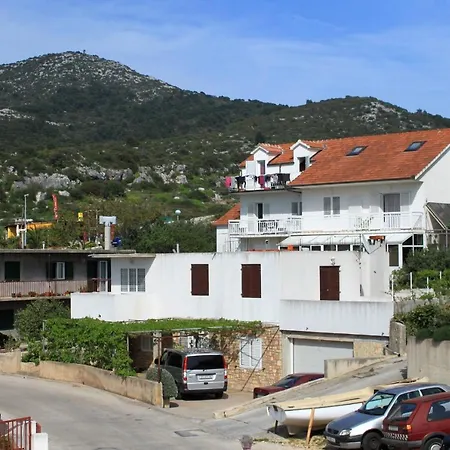 And With Parking Space Hvar - 8717 3*