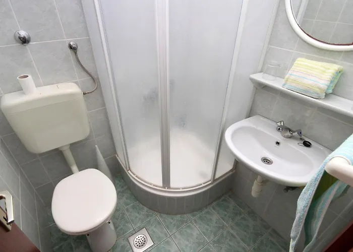 And With Parking Space Hvar - 8717 招待所 赫瓦尔